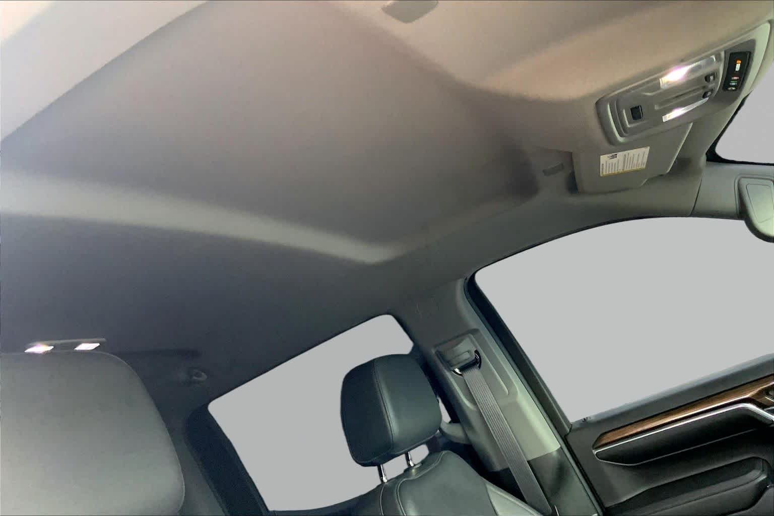 Used 2024 Summit White Chevrolet RST image 14