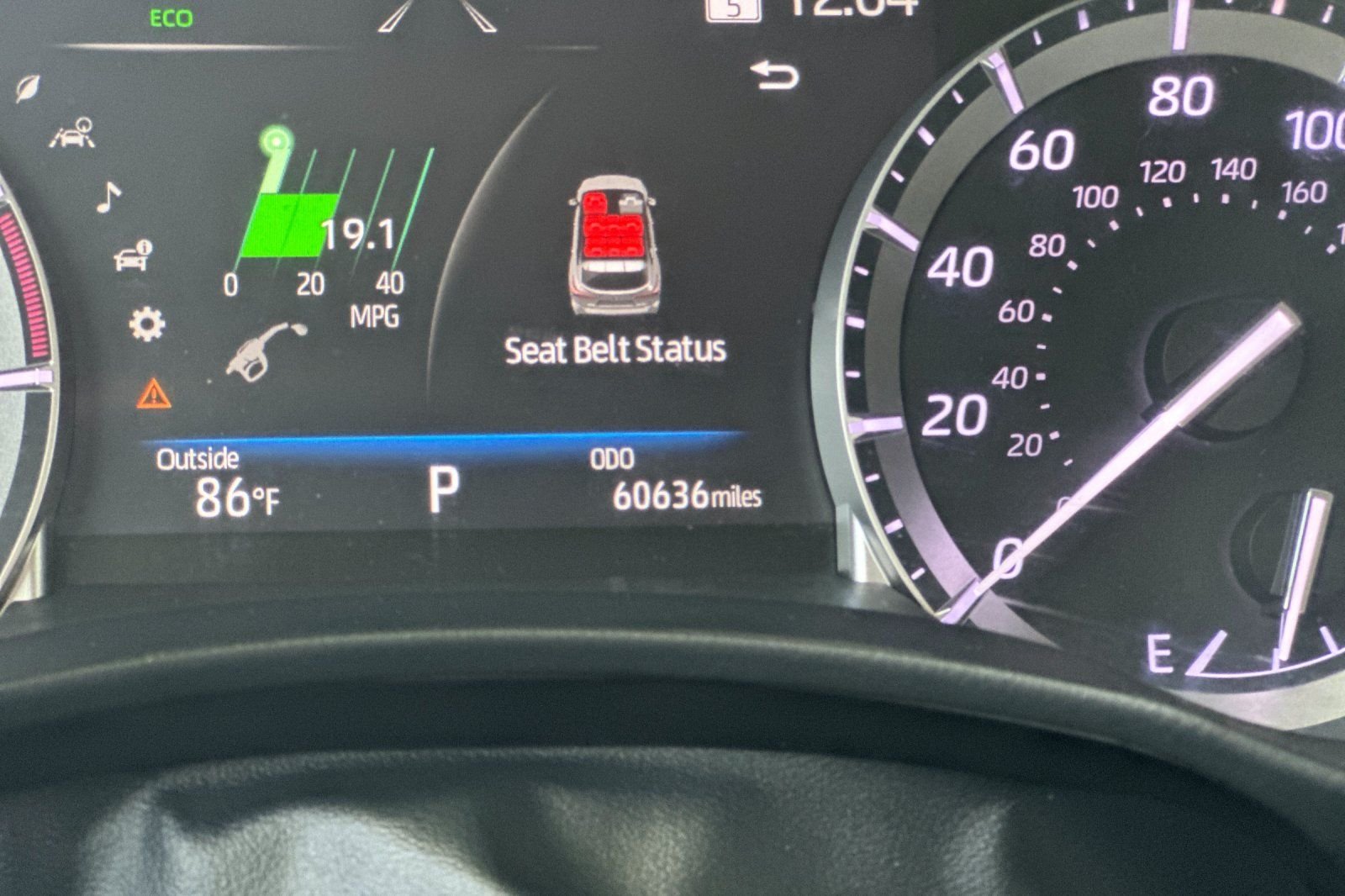 2022 Toyota Highlander XLE - Photo 27