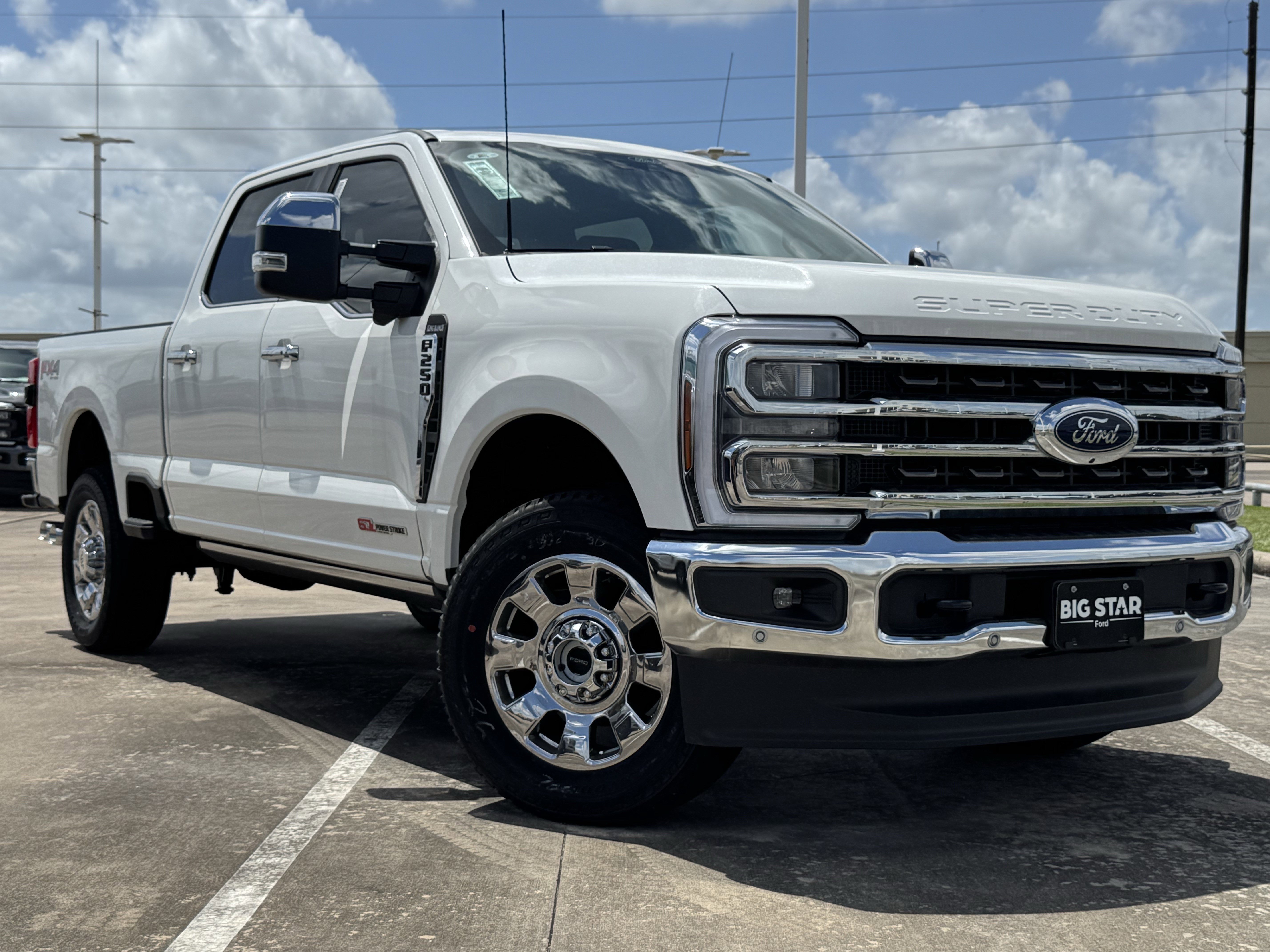 New 2026 Star White Metallic Tri-Coat Ford King Ranch image 2