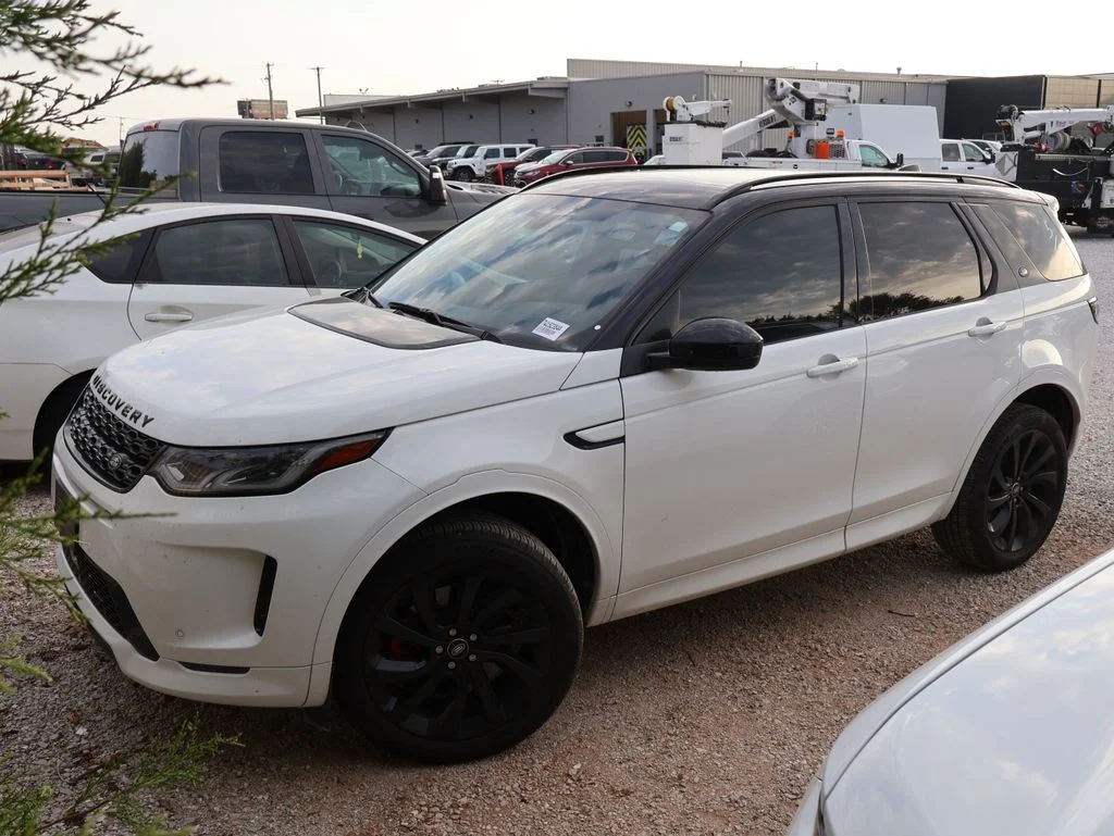 Used 2023  Land Rover SE R-Dynamic image 2