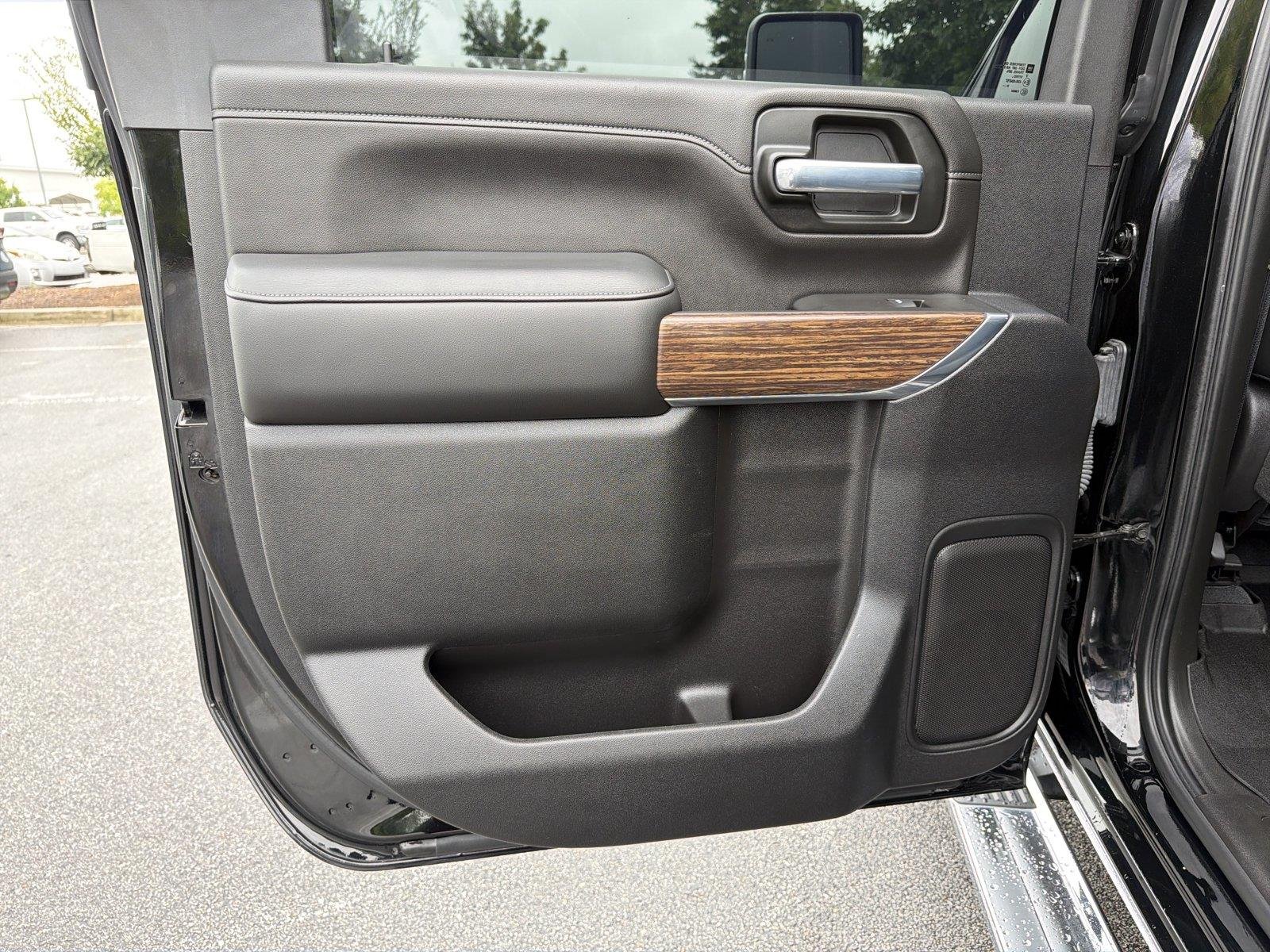 2021 Chevrolet Silverado 3500HD High Country - Photo 19
