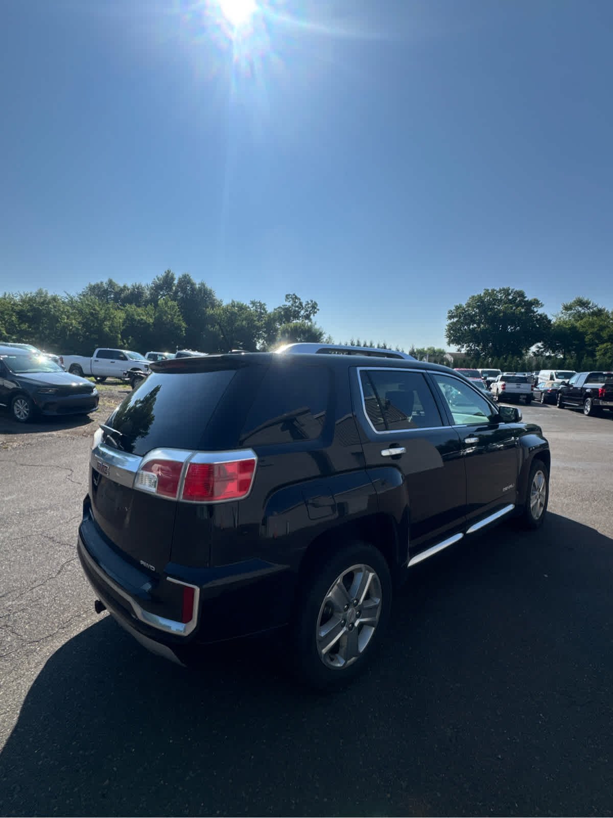 Used 2017 Ebony Twilight Metallic GMC Denali image 5