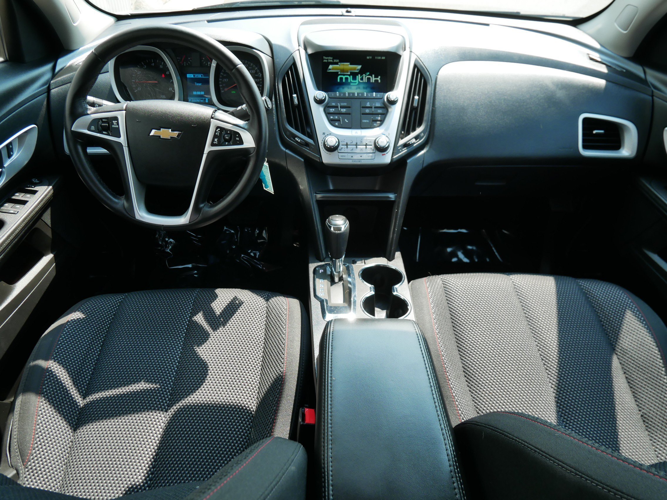 Used 2016 Champagne Silver Metallic Chevrolet LT image 15