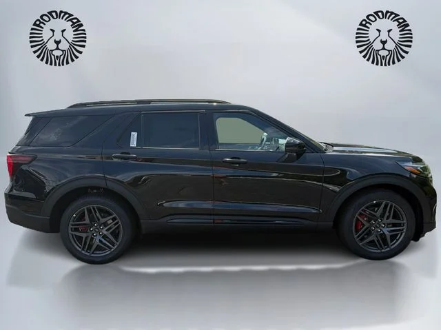 New 2026 Agate Black Metallic Ford ST image 5