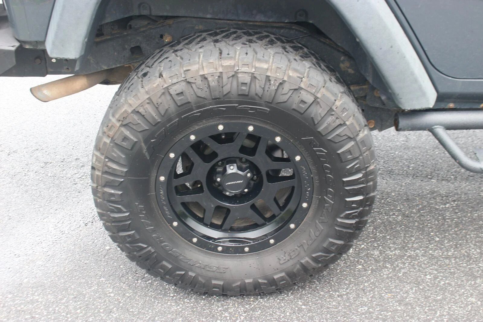Used 2016 Black Jeep Rubicon image 35