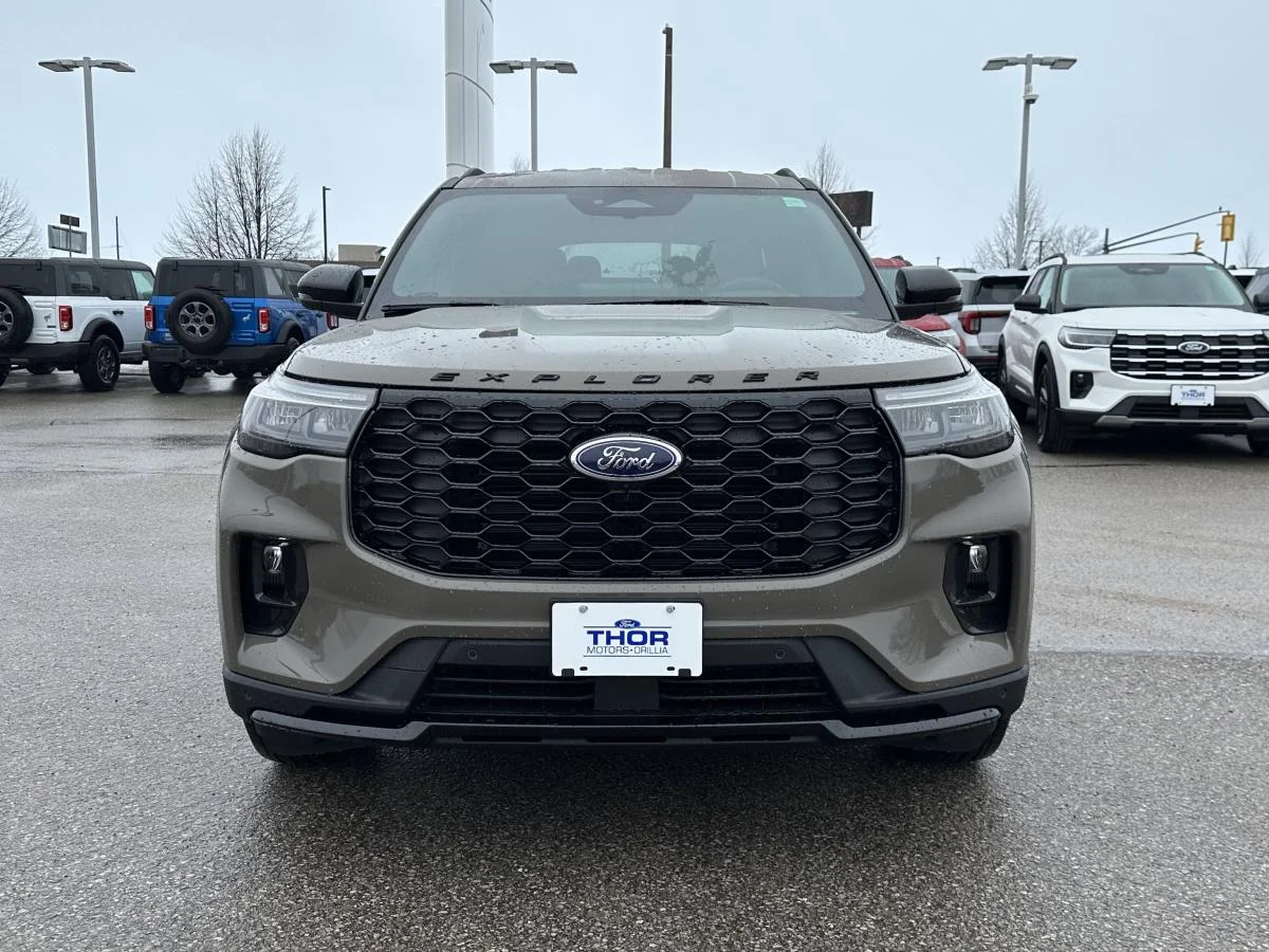 New 2026 Grey Ford St-Line image 2