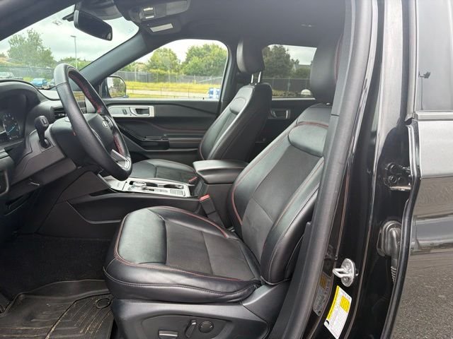 Used 2023 Black Ford ST-Line image 10