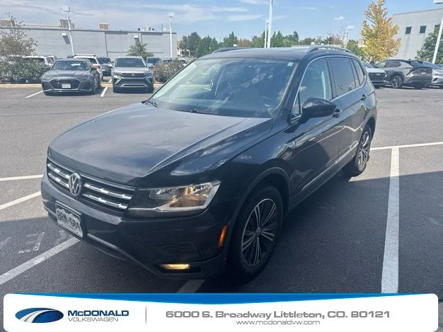 Used 2018 Black Volkswagen 2.0T SEL image 2