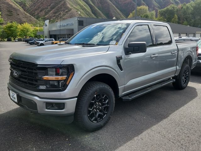 New 2026 Iconic Silver Metallic Ford XLT image 5