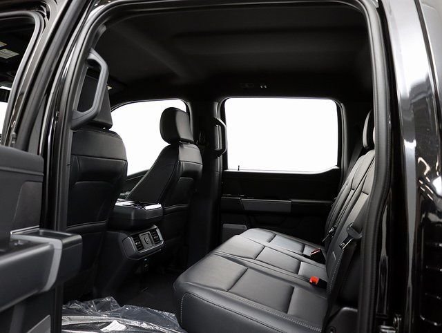 New 2026 Agate Black Metallic Ford XLT image 14