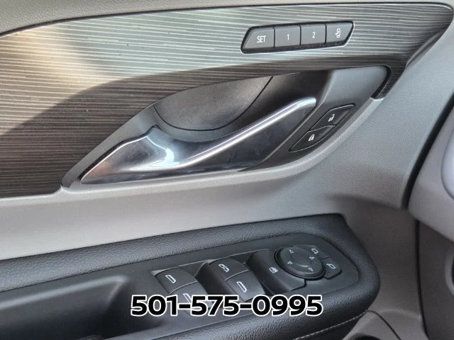 Used 2022 Red GMC SLT image 33