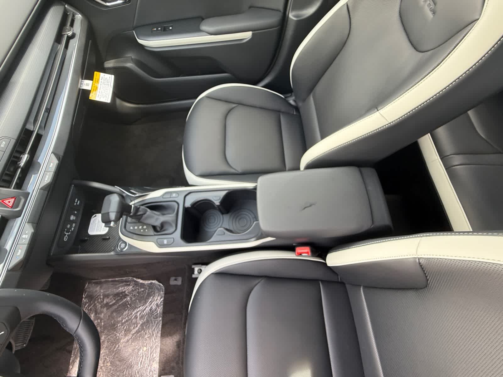 New 2026 Snow White Pearl Kia GT-Line image 18