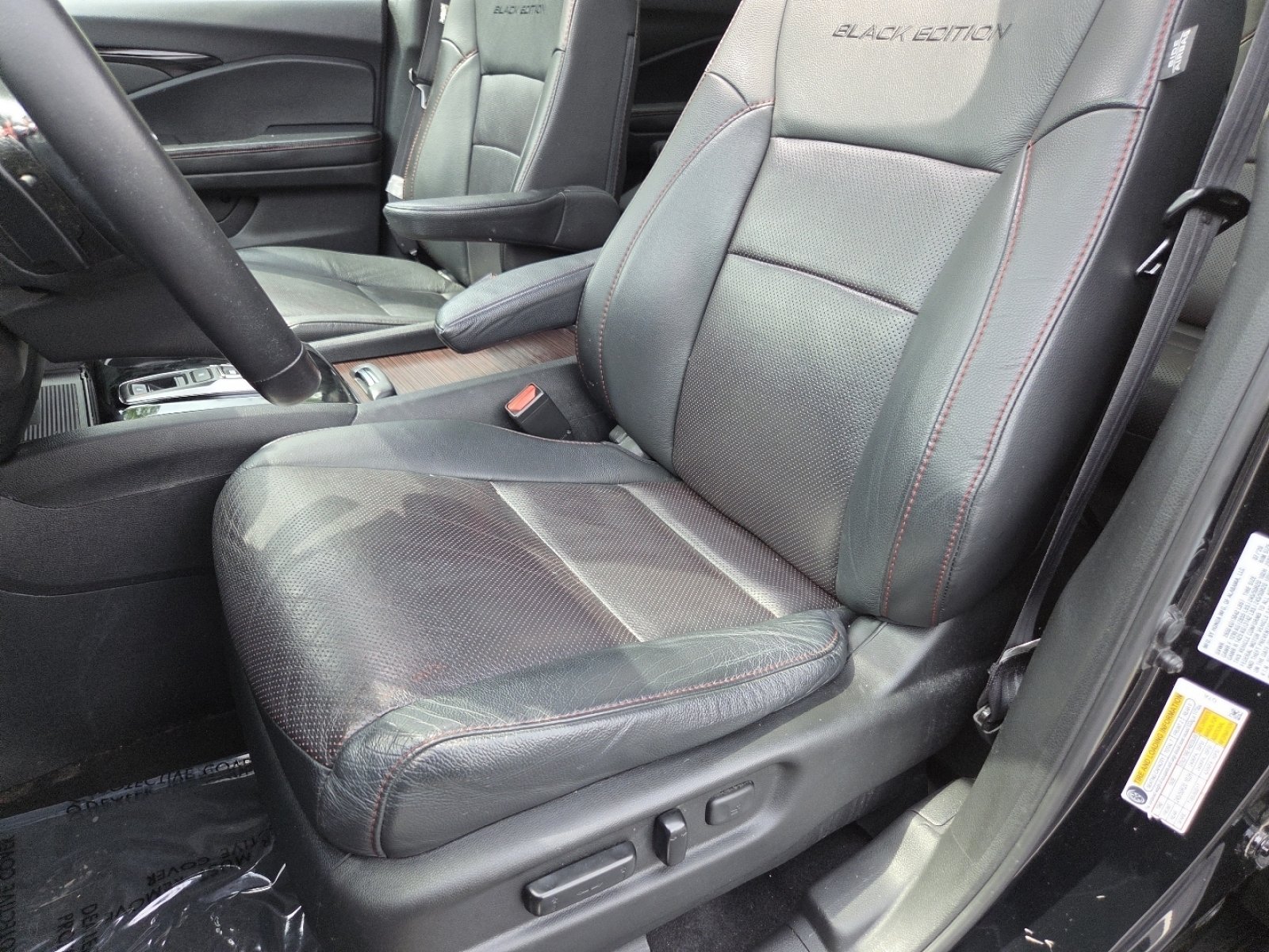 Certified Used 2021 Crystal Black Pearl Honda Black Edition image 34