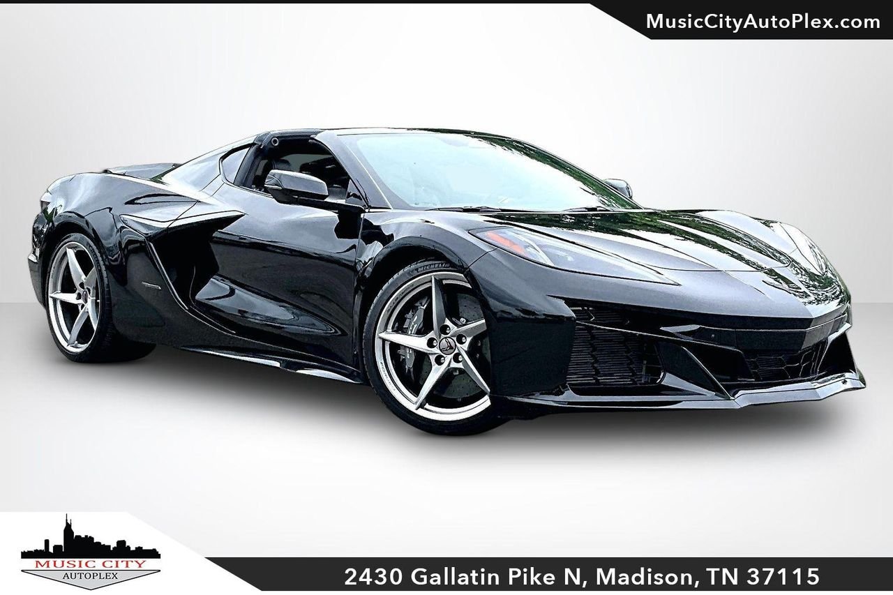 2025 Chevrolet Corvette E-Ray Coupe 2LZ's photo