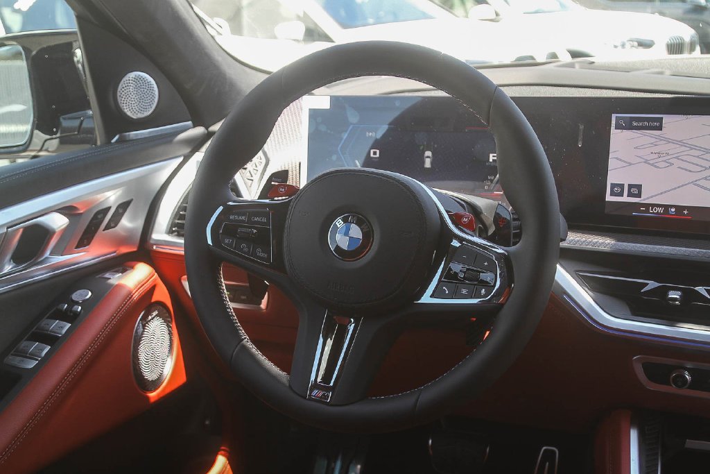 New 2026 Mineral White Metallic BMW Label image 12