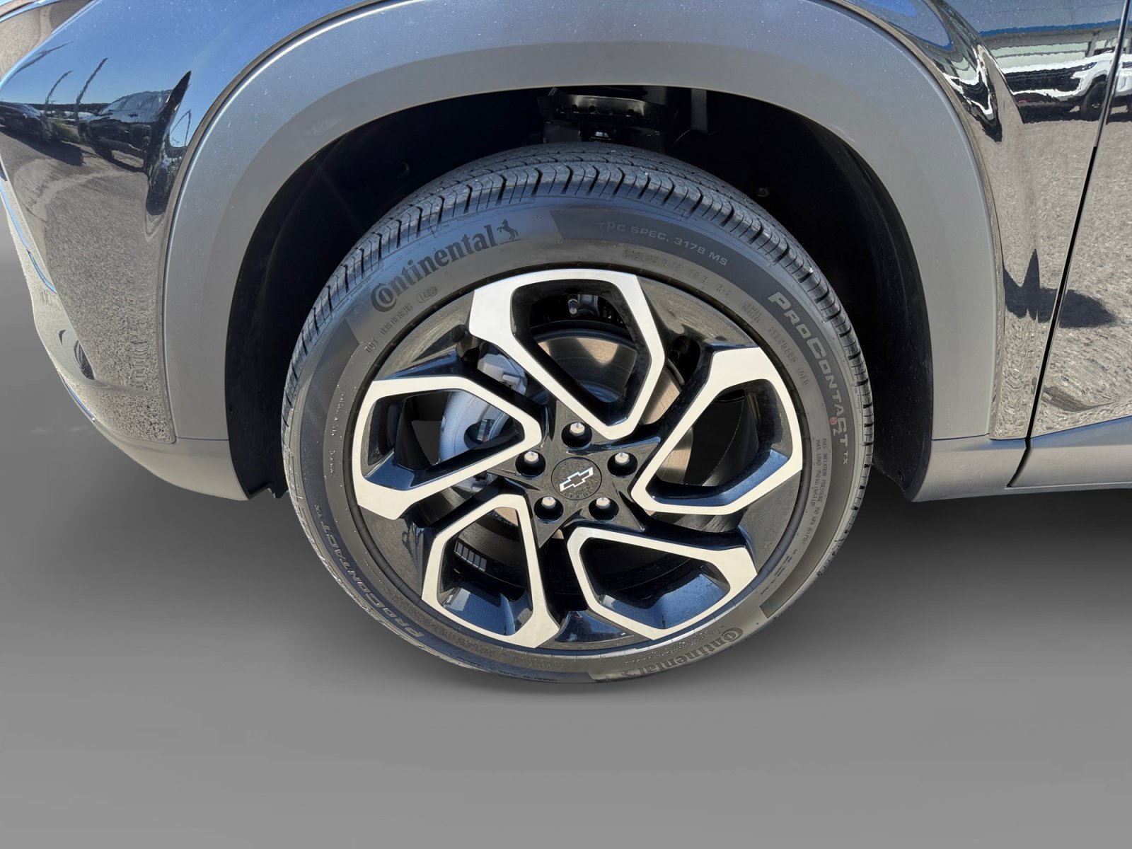 Used 2026 Black Metallic Chevrolet 2RS image 9