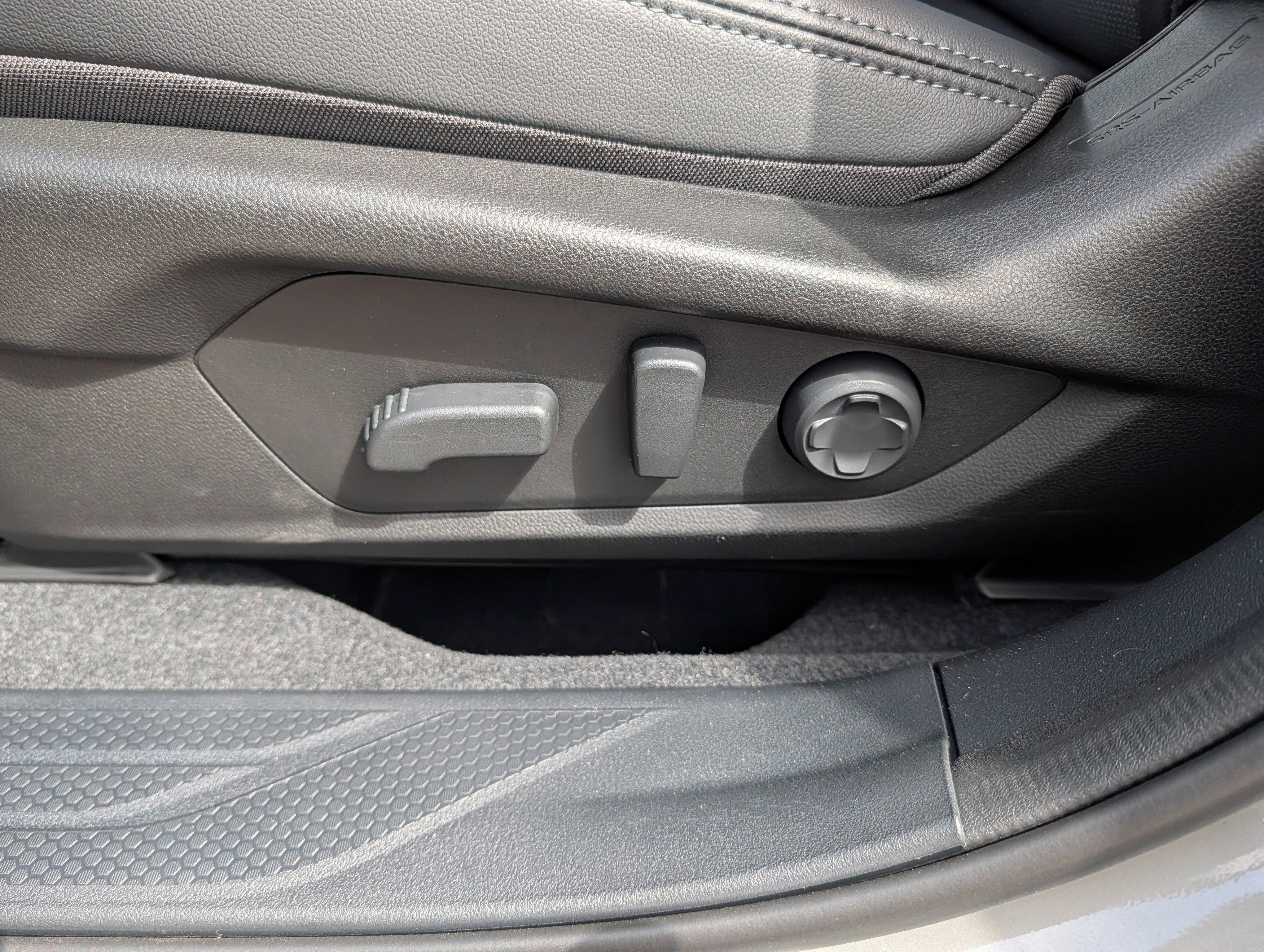 New 2026 CRYSTAL WHITE PEARL Subaru Touring XT image 9