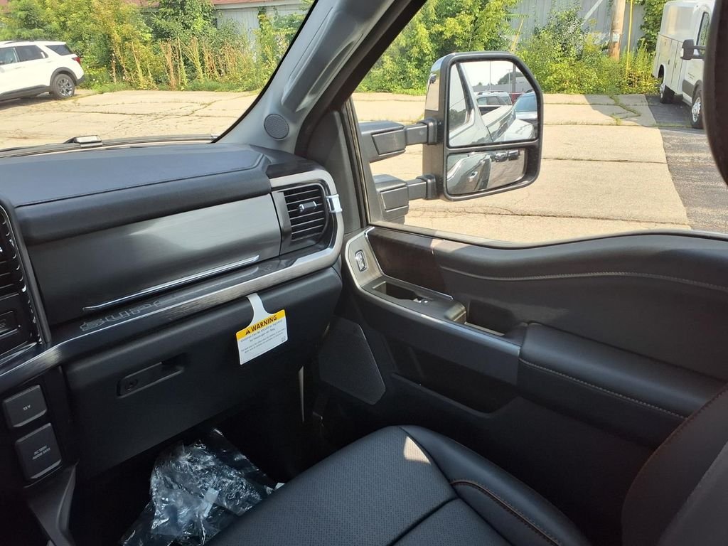 New 2026 Carbonized Gray Metallic Ford F-350® Lariat® image 26