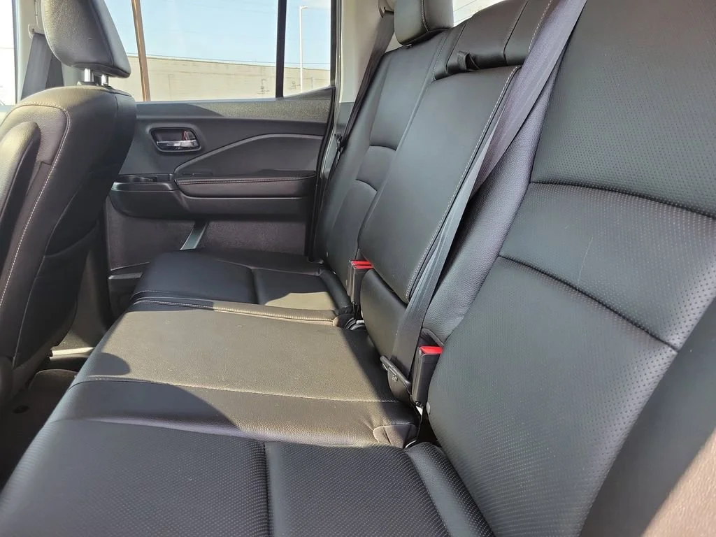 Used 2023 White Honda RTL image 10