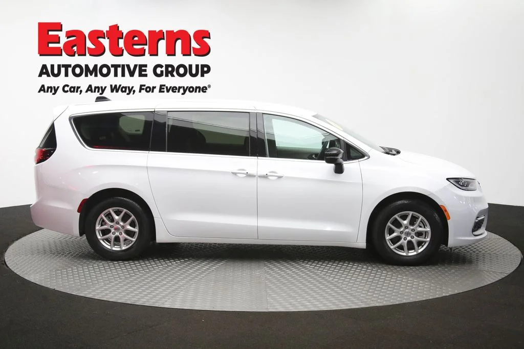 Used 2024 White Chrysler Touring L image 46