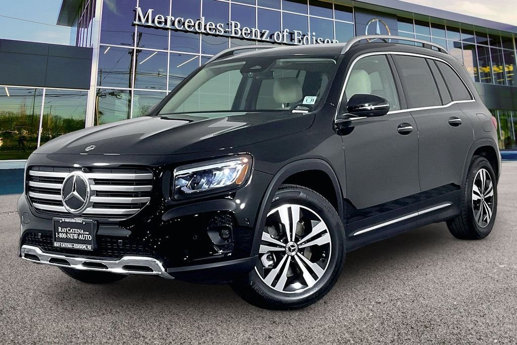 Used 2026 Black Mercedes-Benz GLB 250 image 9