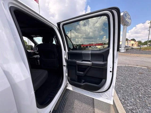 Used 2020 White Ford XLT image 23