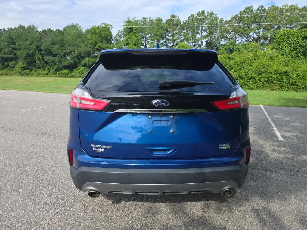 Used 2020 Atlas Blue Metallic Ford SEL image 6