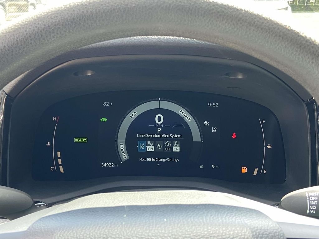 Used 2025 White Toyota LE image 36