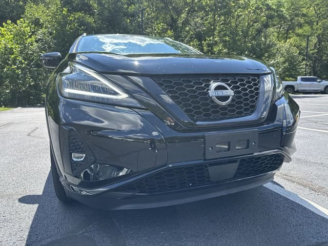 Used 2023 Black Nissan SV image 11