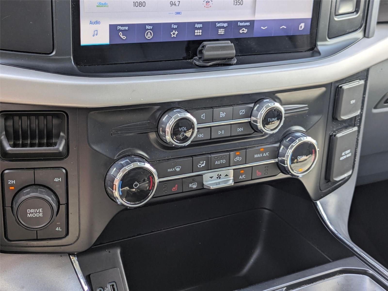 Used 2023 Antimatter Blue Metallic Ford XLT image 23
