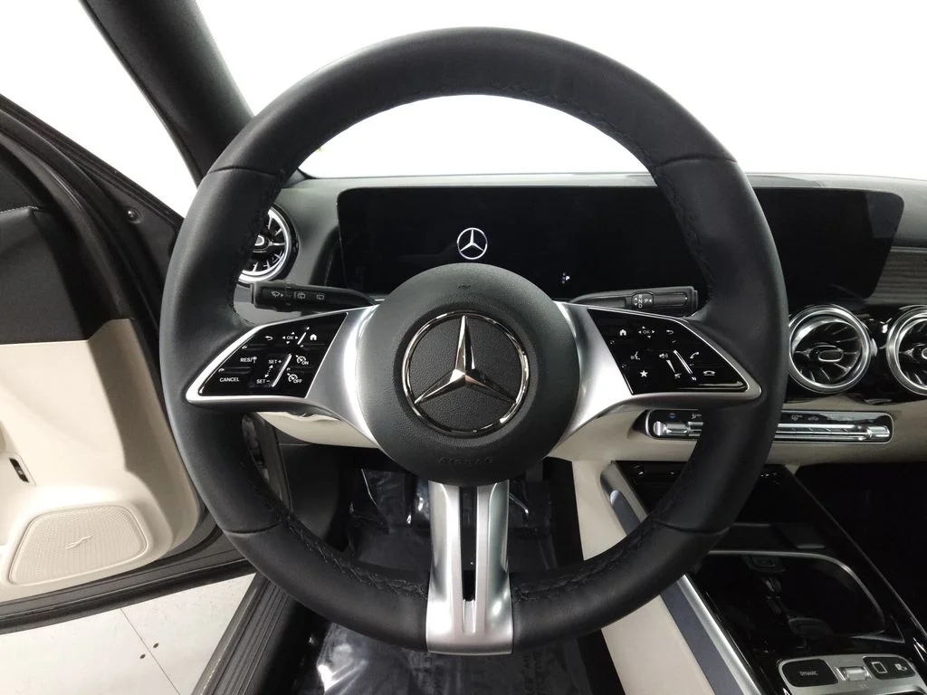 Certified Used 2026 Mountain Grey Metallic Mercedes-Benz GLB 250 image 11