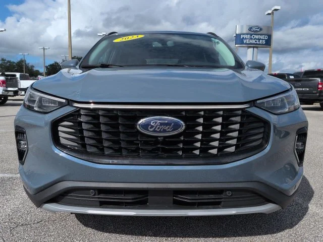 Certified Used 2023 Vapor Blue Ford Platinum image 9