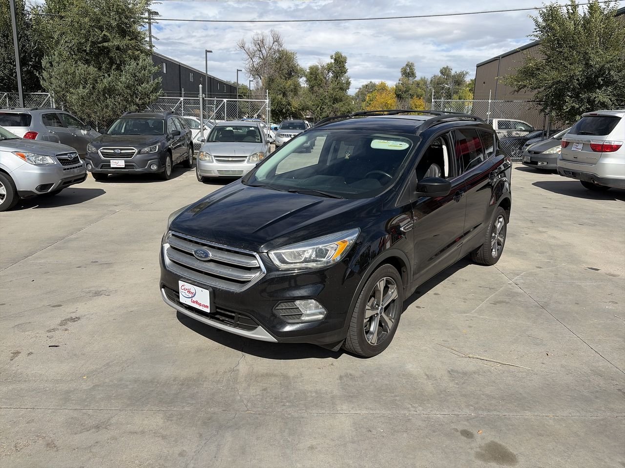 2017 Ford Escape SE photo 2