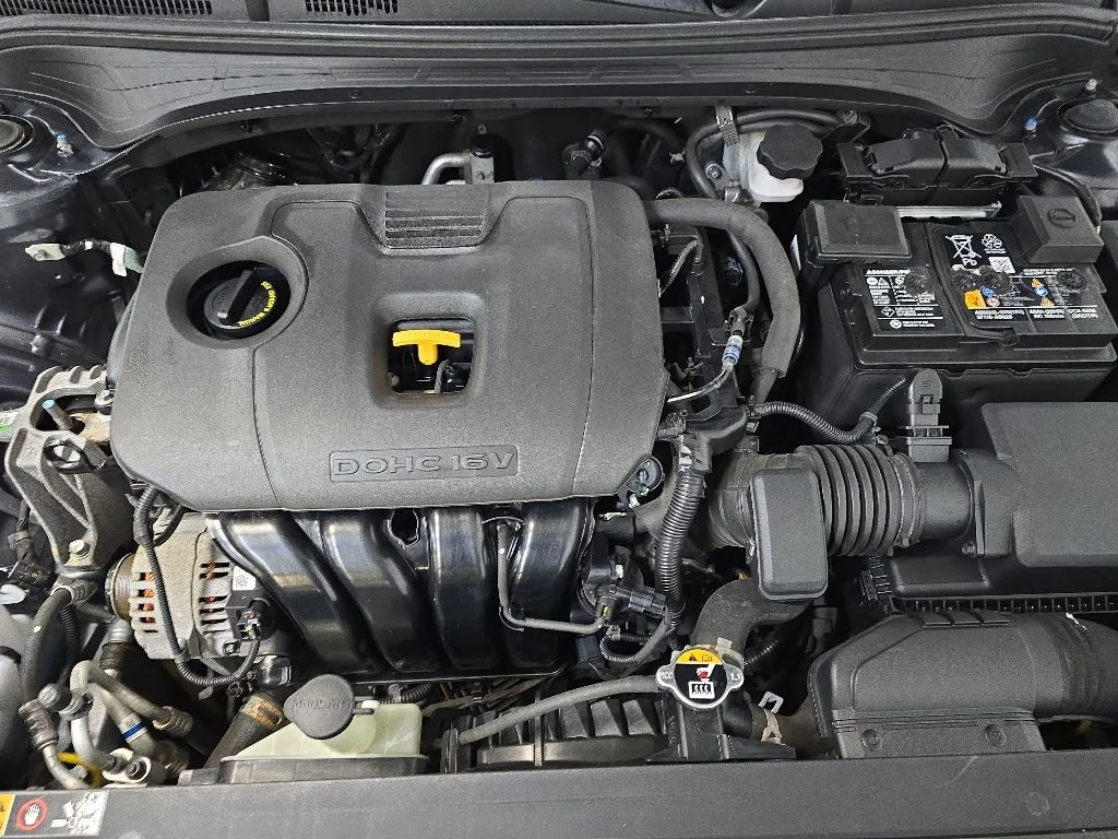 Used 2023 Gray Kia LXS image 12