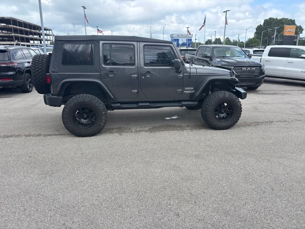 Used 2017 Gray Jeep Unlimited Sport image 6