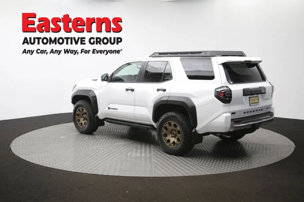 Used 2025 White Toyota Trailhunter image 67