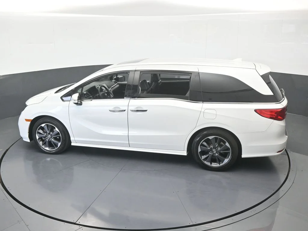 Used 2022 White Honda Elite image 52