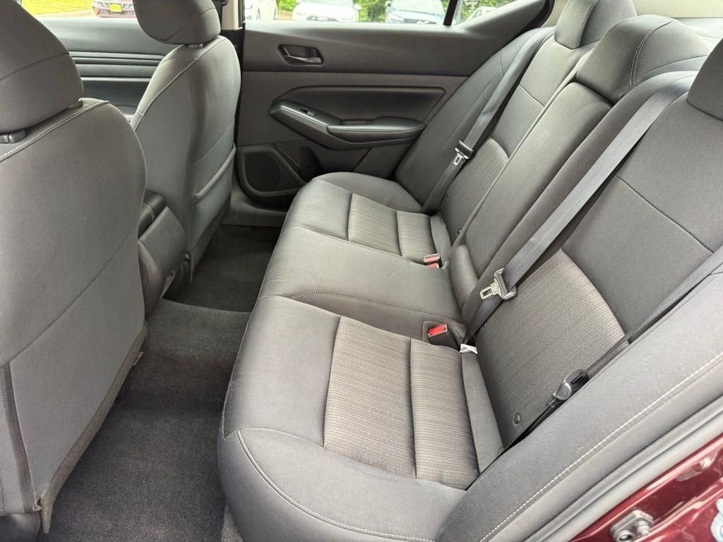 Used 2024  Nissan 2.5 SV image 26