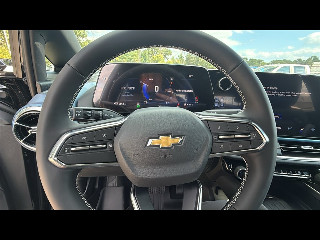 2025 Chevrolet Equinox EV 1LT - Photo 12