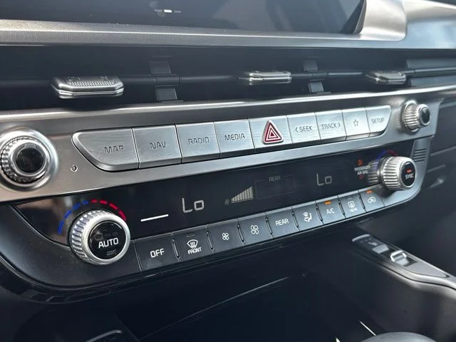 Used 2025 Silver Kia S image 13