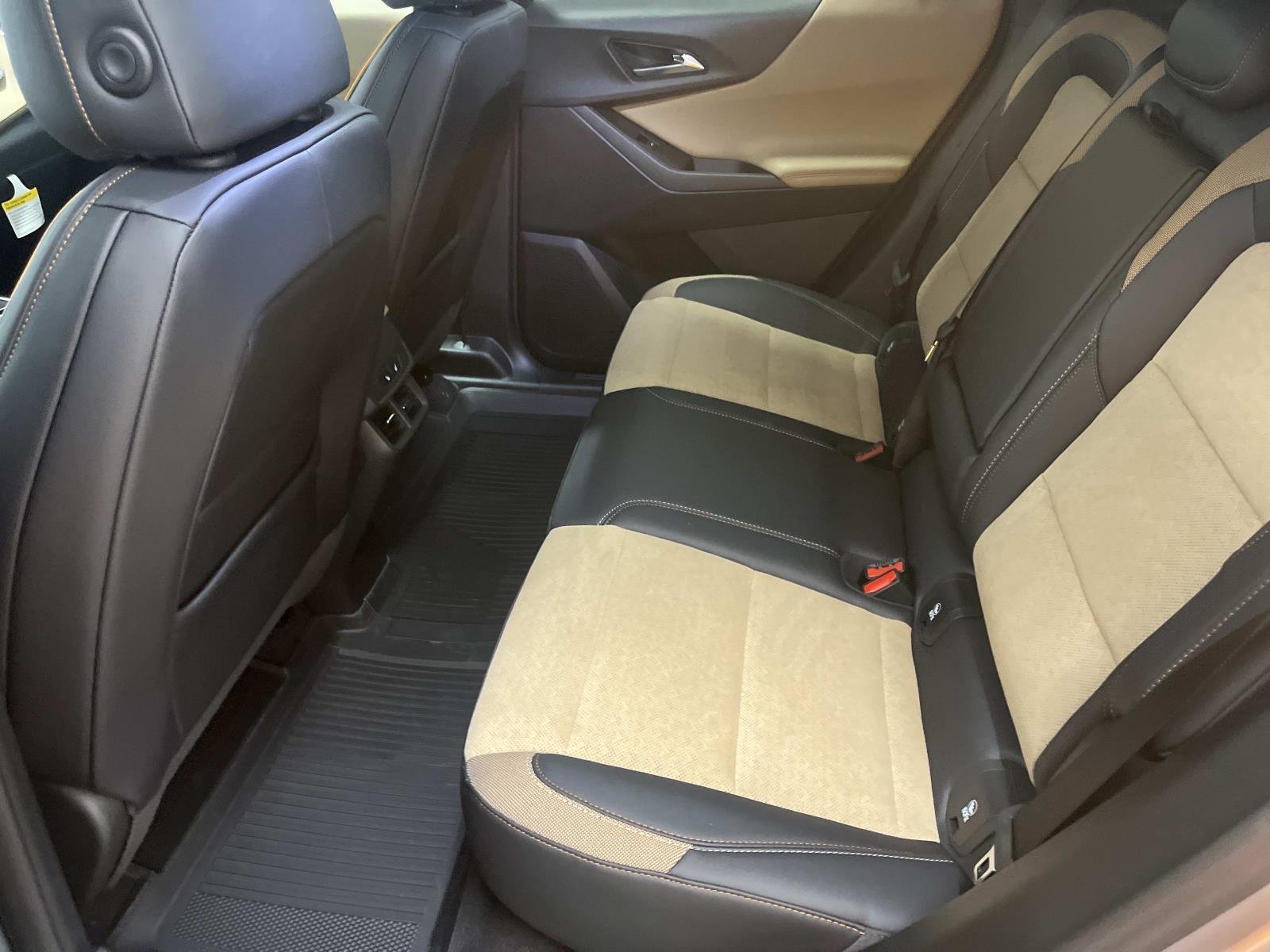 2027 Chevrolet Equinox ACTIV - Photo 13