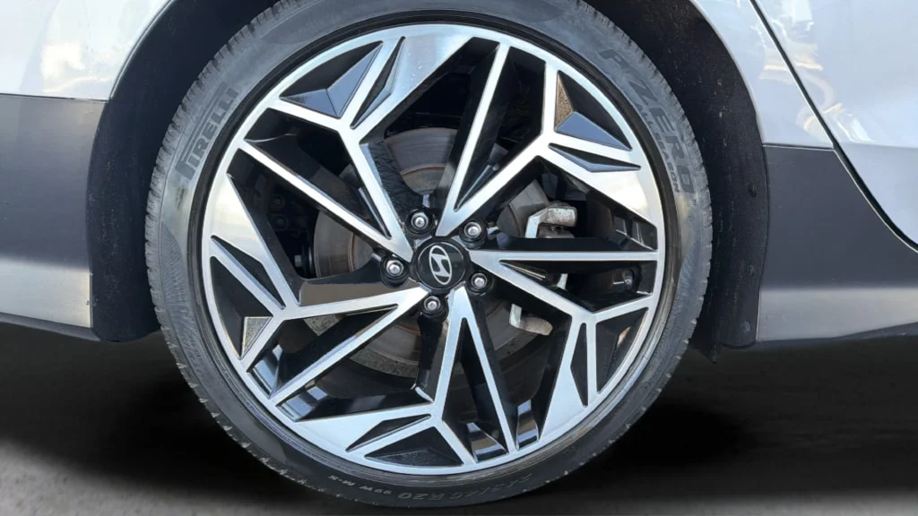 Used 2023 Curated Silver Hyundai SEL image 7