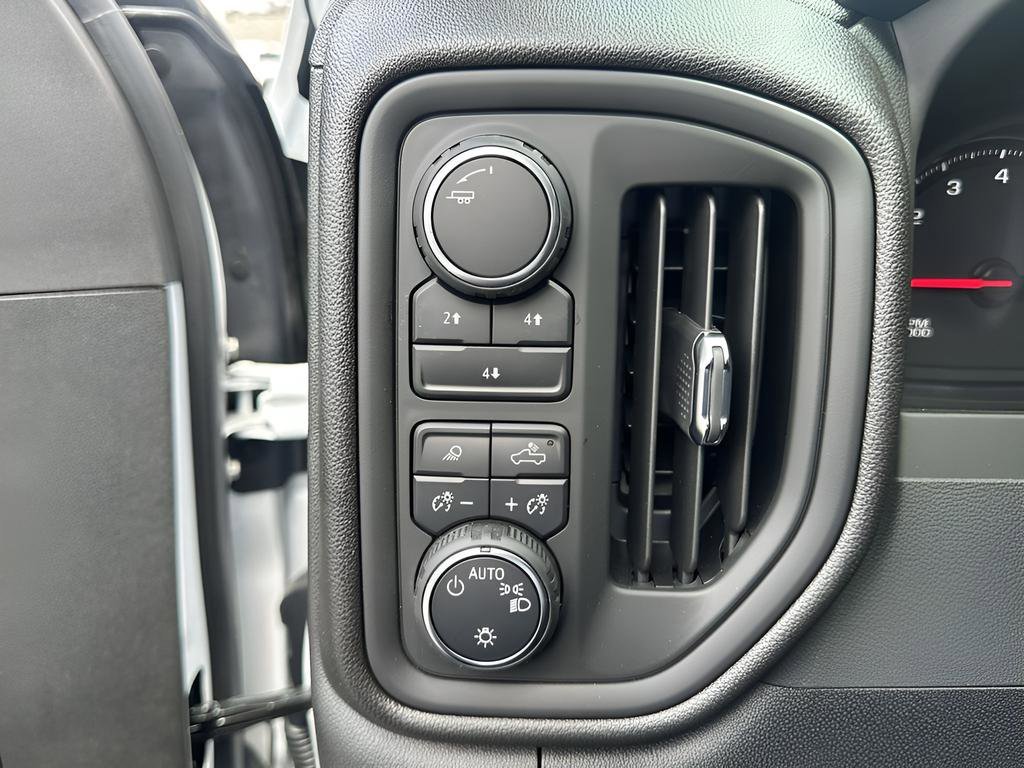 2025 Chevrolet Silverado 3500 HD Work Truck - Photo 27