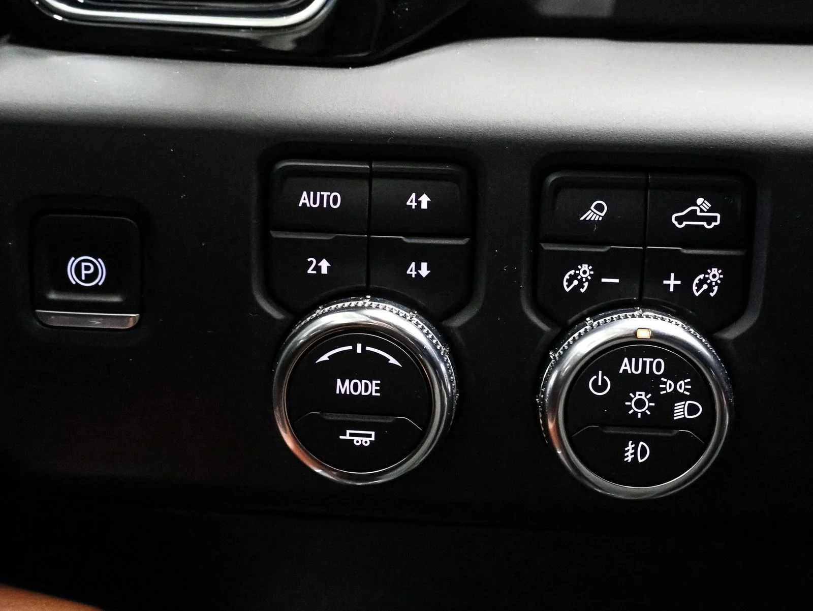 Certified Used 2024  GMC Denali Ultimate image 34