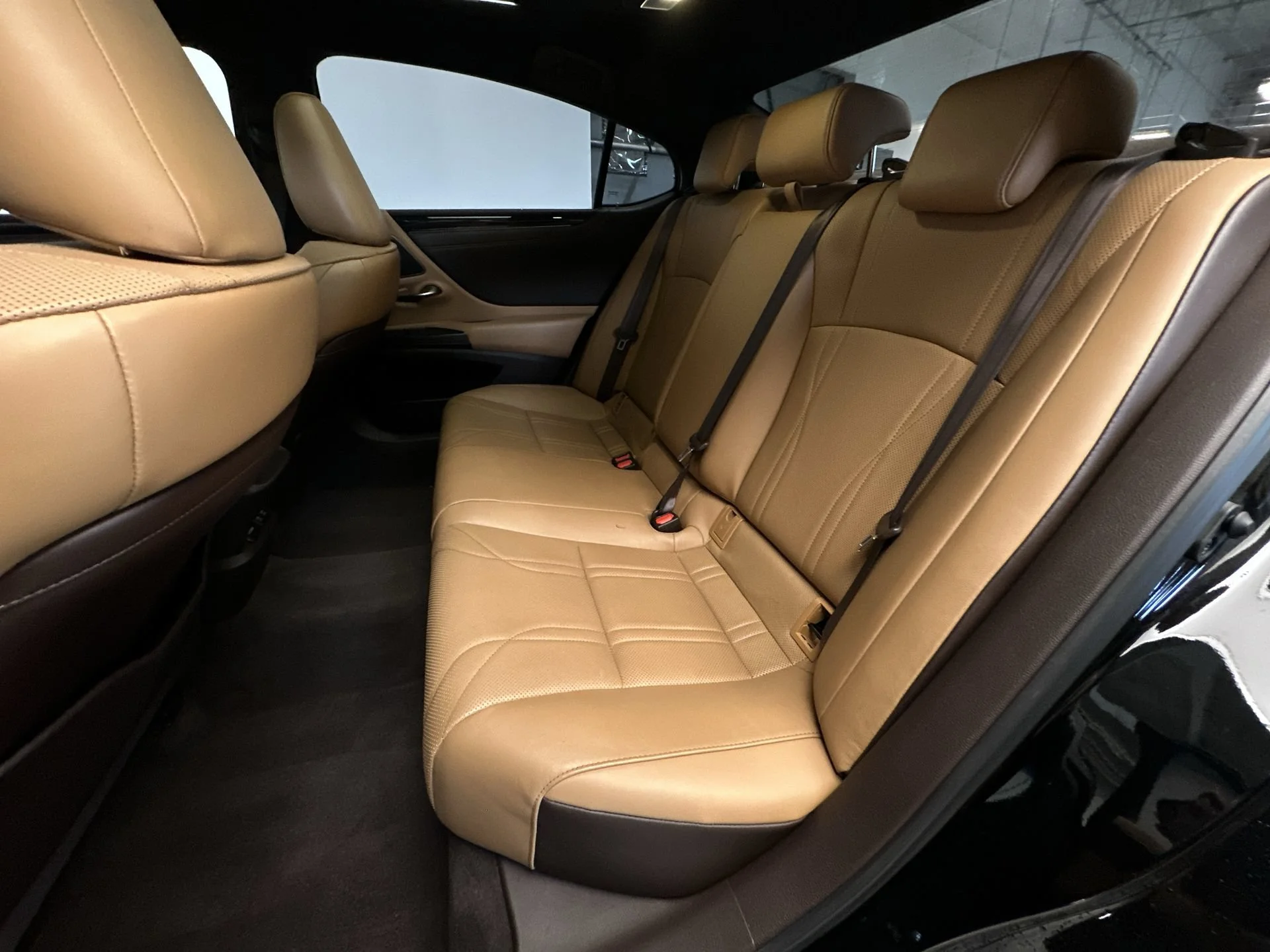 Used 2020 Obsidian Lexus ES 350 Luxury image 24