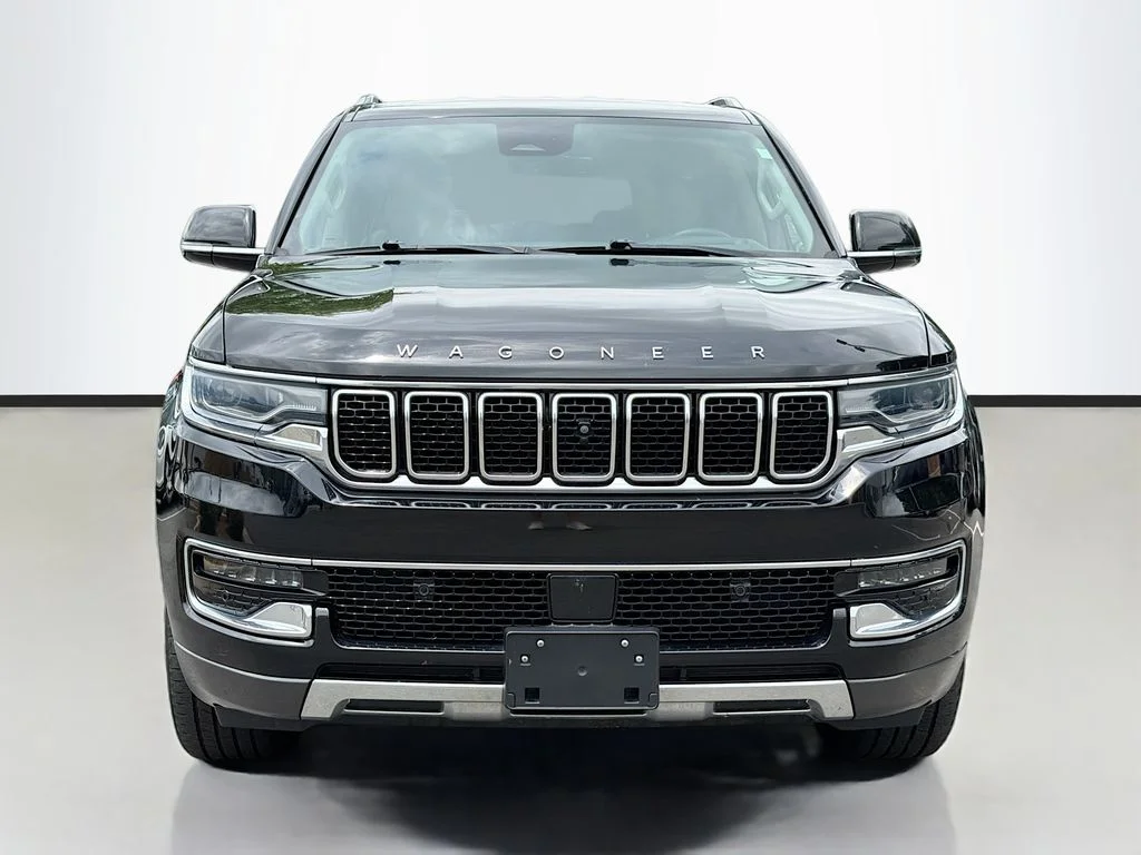 Used 2022 Diamond Black Jeep Series III image 3