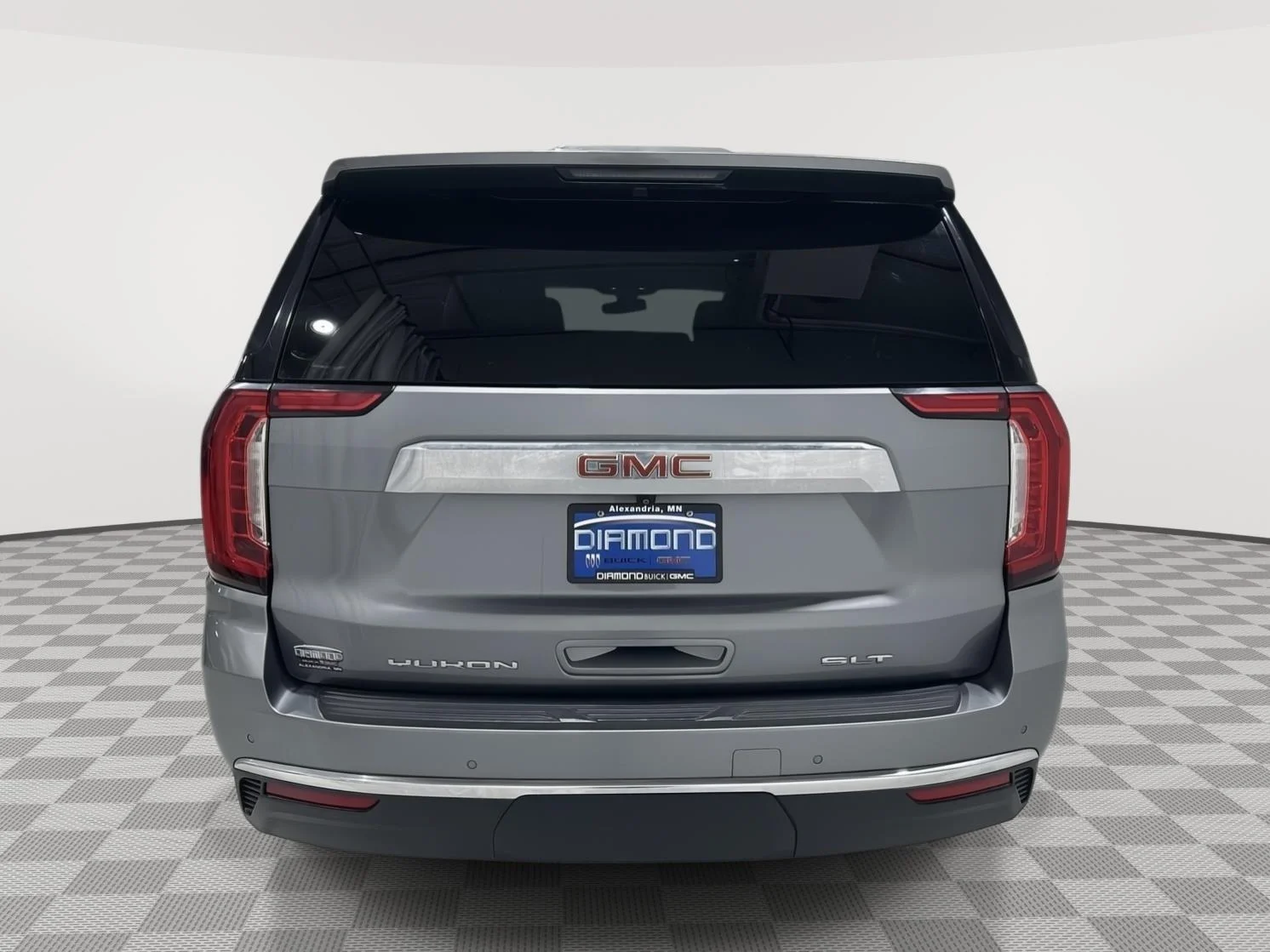 Used 2021 Satin Steel Metallic GMC SLT image 4