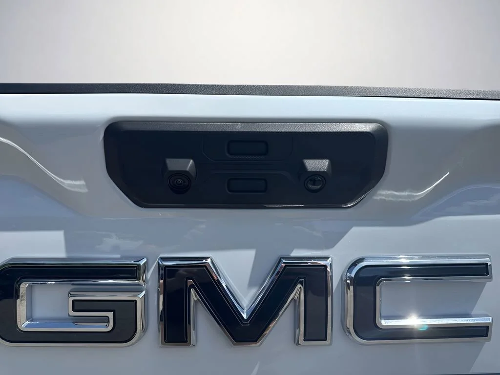 New 2026 Glacier White Tricoat GMC Denali Ultimate DRW image 34
