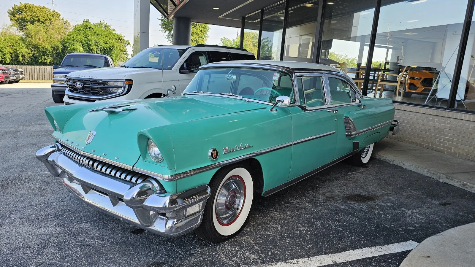 Used 1955  Mercury  image 2