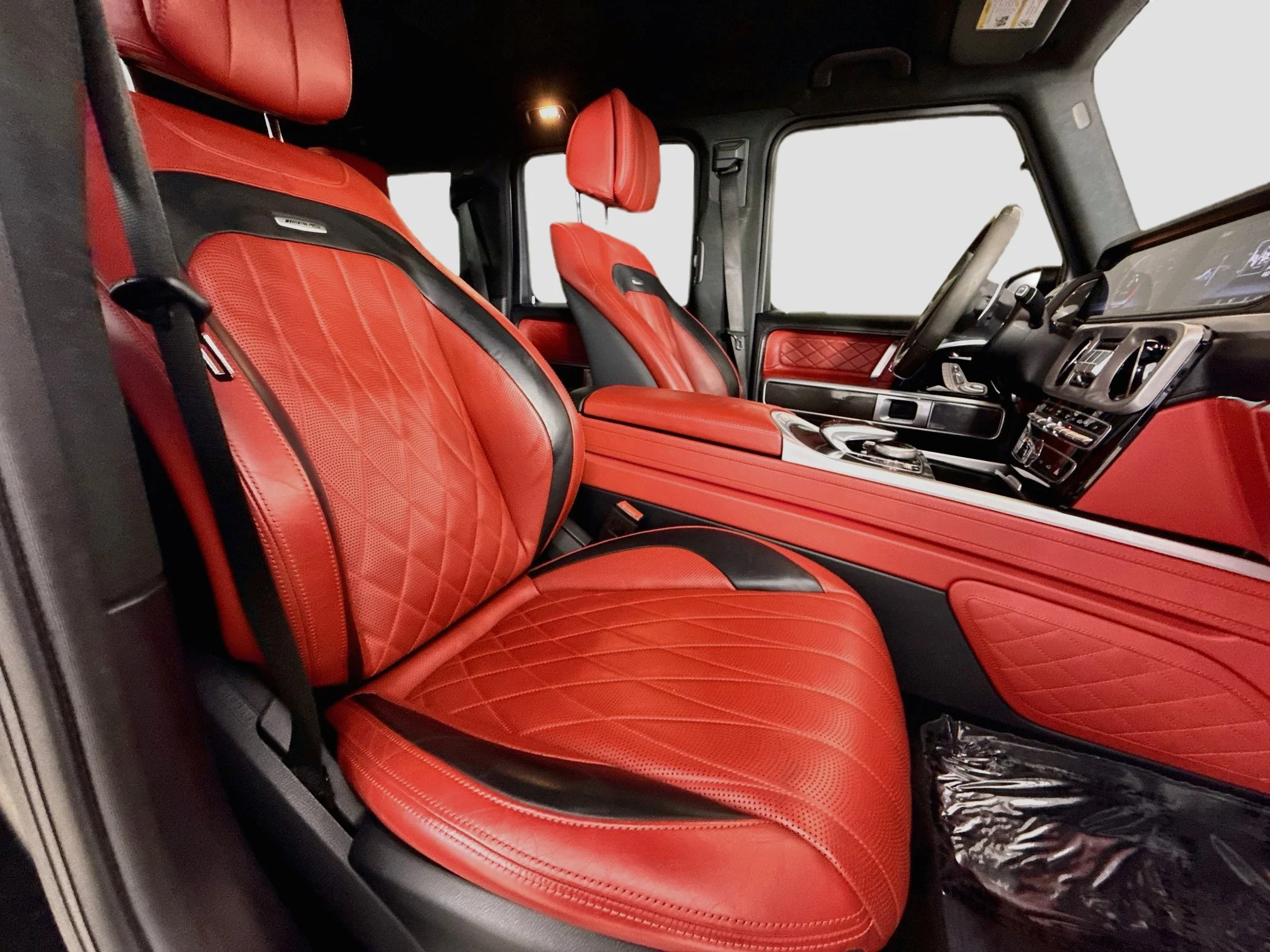 Used 2020  Mercedes-Benz AMG® G 63 image 30